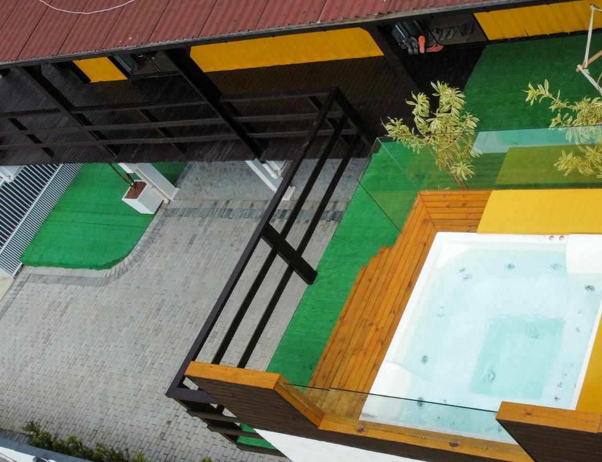 Pousada Container Amarelo Palhoça Екстериор снимка