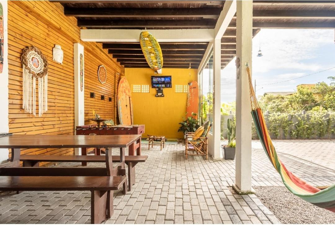 Pousada Container Amarelo Palhoça Екстериор снимка